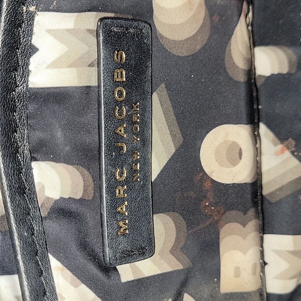 Marc Jacobs Black Leather Crossbody Bag - Picture 13 of 13